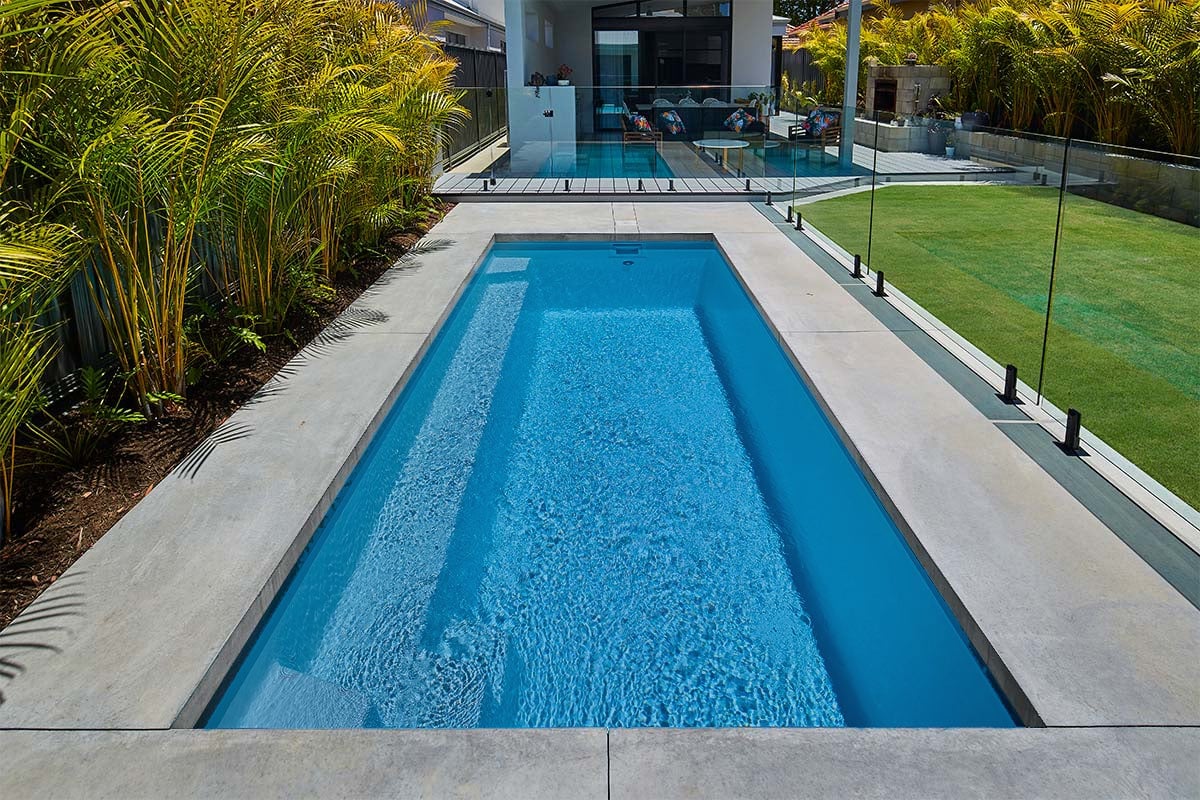 Coral Blue Sparkle pool install