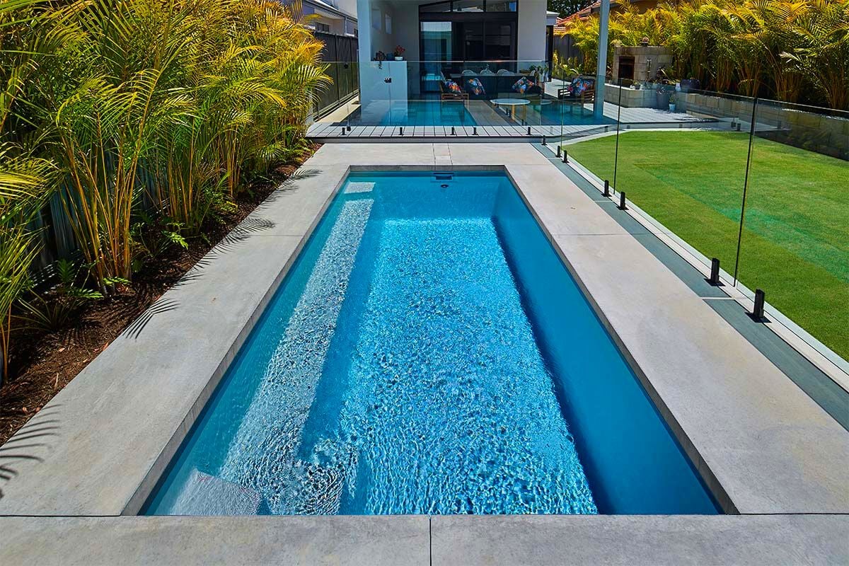 Silver Pearl Sparkle pool install